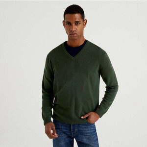 United Colors of Benetton Mens M Medium Wool Blend Military Green V-Neck Sweater